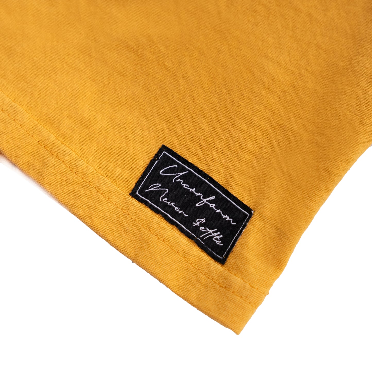 UNCONFORM Men's T-Shirt Mustard