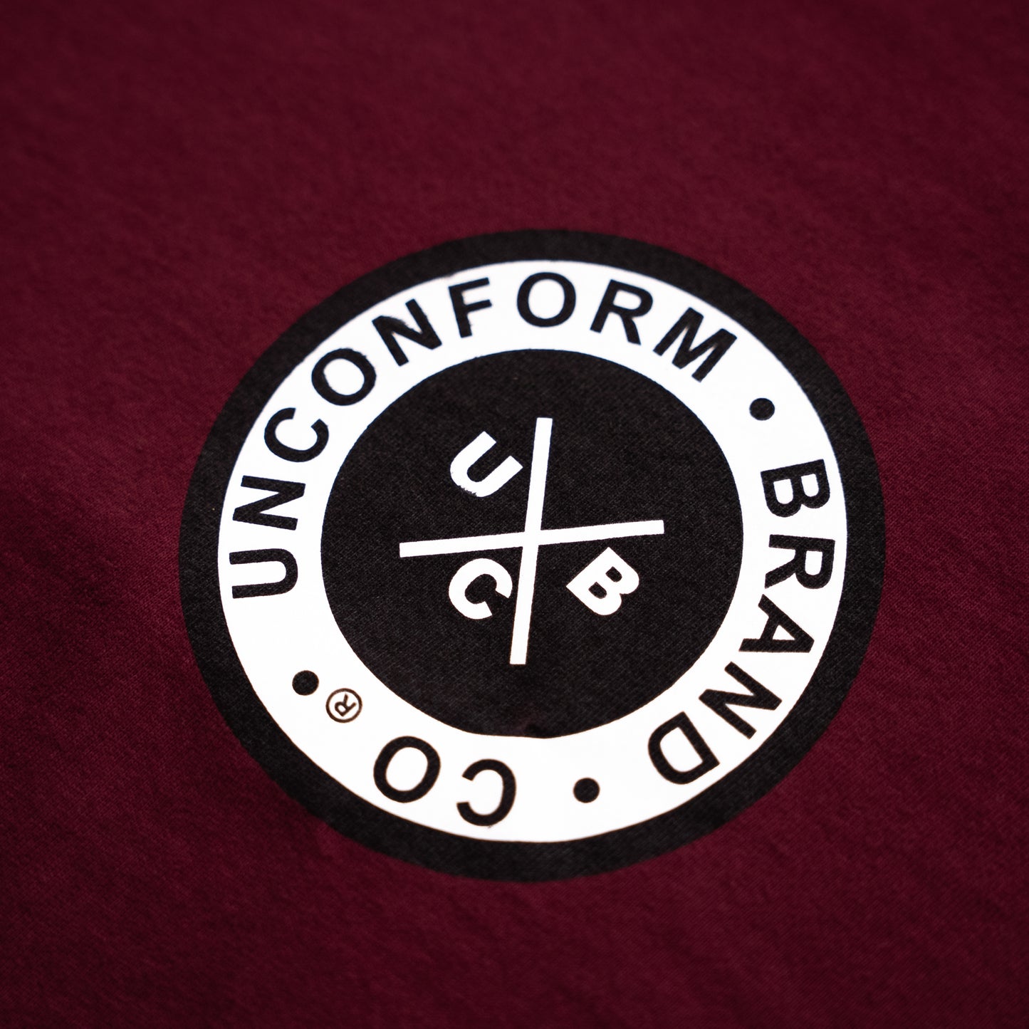 UNCONFORM Men's T-Shirt Burgundy